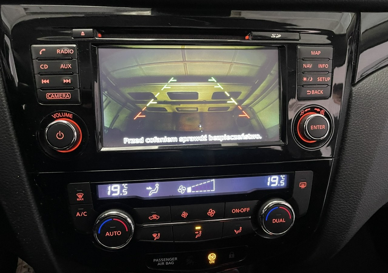 Nissan Qashqai II Nissan Qashqai 1.2 DIG-T Acenta Klimatronik Navi Kamera Model 2015 - SUV: hình 5 Nissan Qashqai II Nissan Qashqai 1.2 DIG-T Acenta Klimatronik Navi Kamera Model 2015 - SUV: hình 5