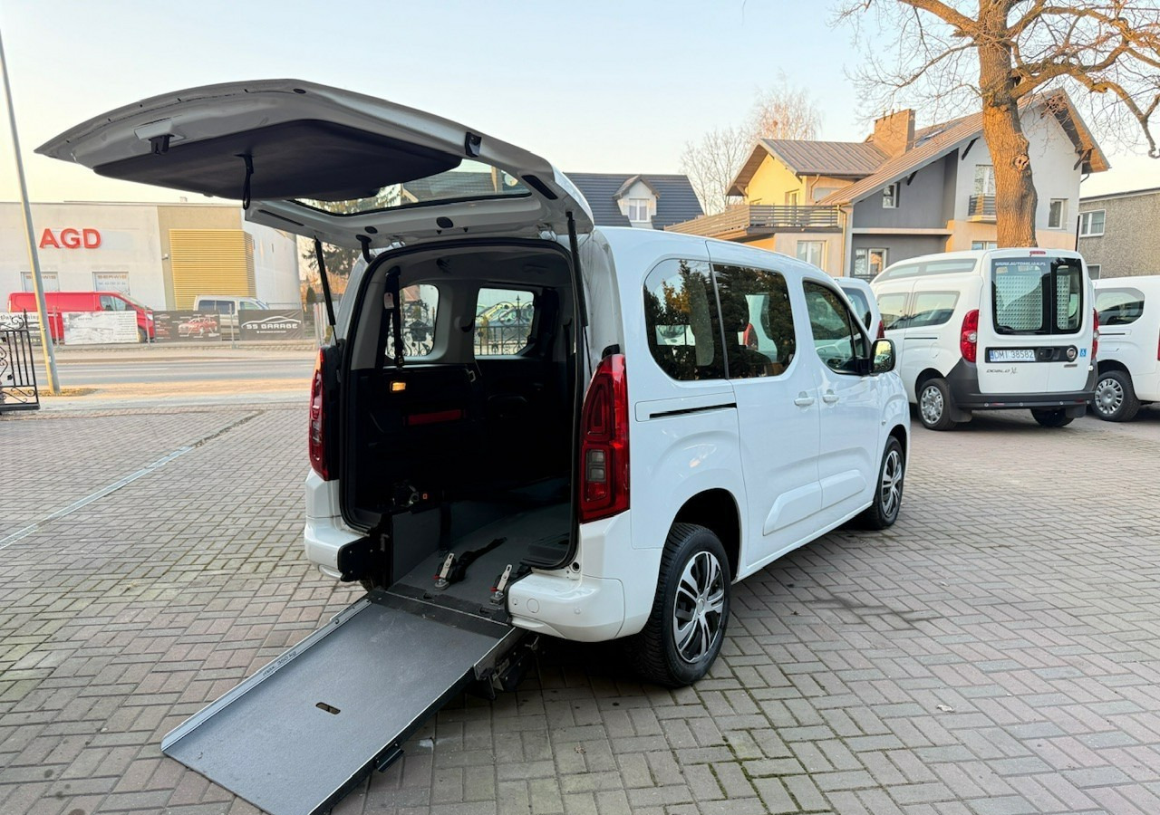 Opel Combo IV Combo Life Combo do przewozu Niepełnosprawnych inwalida rampa Model 2021 - Xe hơi: hình 1 Opel Combo IV Combo Life Combo do przewozu Niepełnosprawnych inwalida rampa Model 2021 - Xe hơi: hình 1