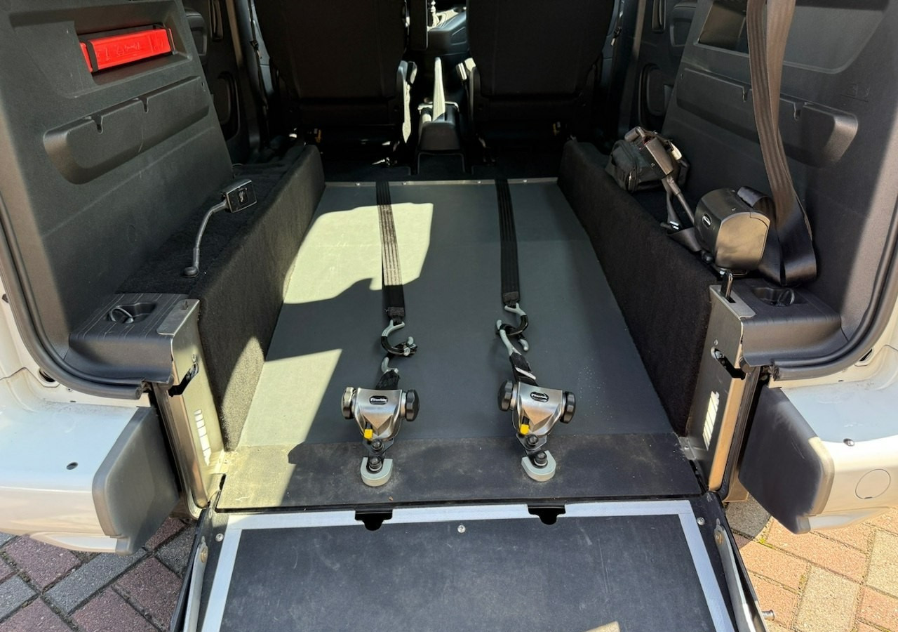 Opel Combo IV Opel Combo Life Niepełnosprawnych inwalida Rampa 32105 km Model 2022 - Xe hơi: hình 5 Opel Combo IV Opel Combo Life Niepełnosprawnych inwalida Rampa 32105 km Model 2022 - Xe hơi: hình 5