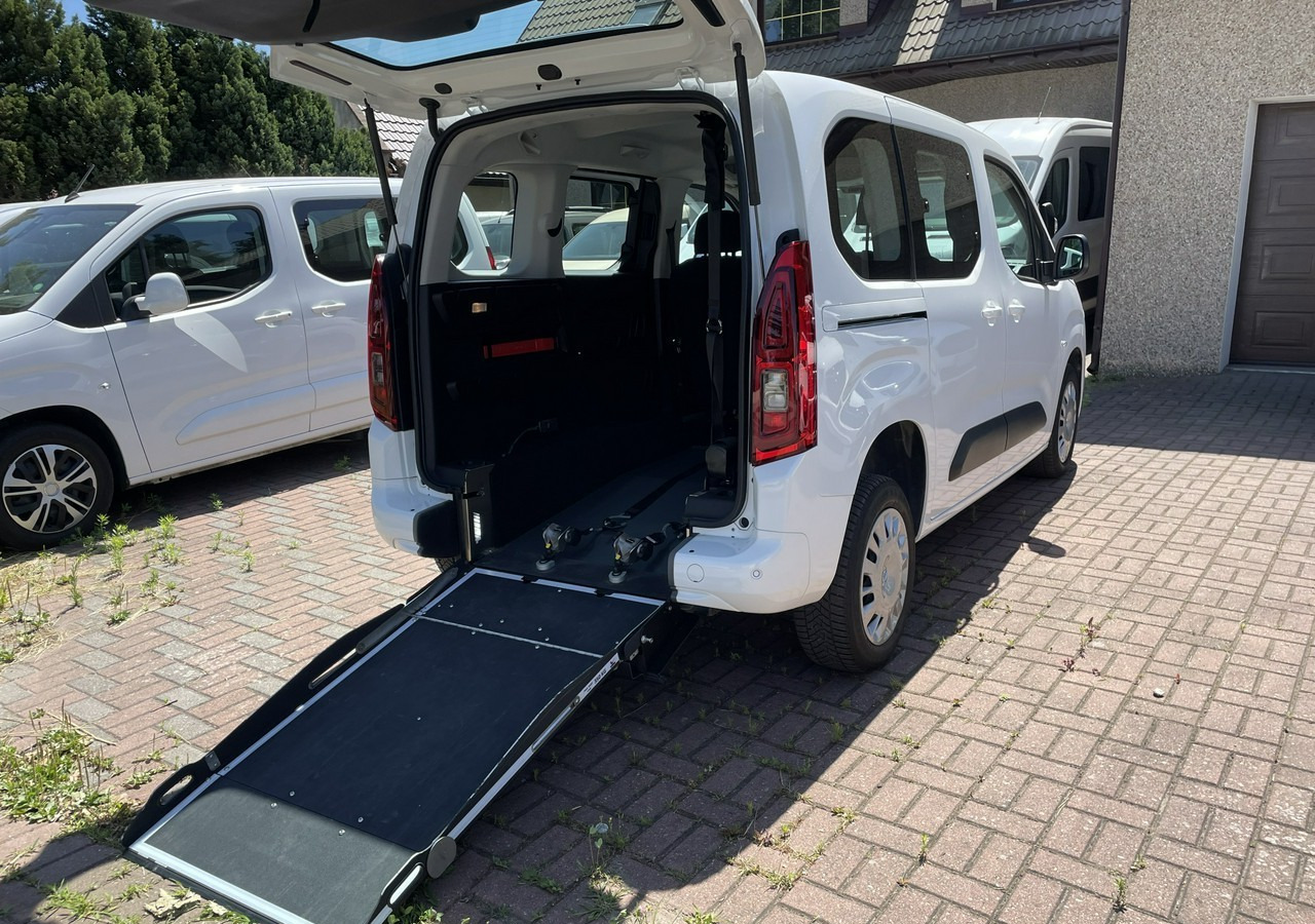 Opel Combo IV Opel Combo Life Niepełnosprawnych inwalida Rampa 32105 km Model 2022 - Xe hơi: hình 3 Opel Combo IV Opel Combo Life Niepełnosprawnych inwalida Rampa 32105 km Model 2022 - Xe hơi: hình 3