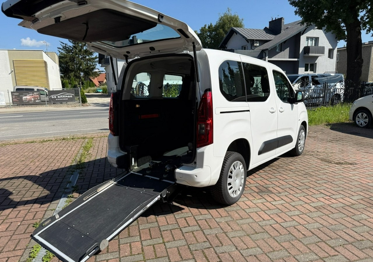 Opel Combo IV Opel Combo Life Niepełnosprawnych inwalida Rampa 32105 km Model 2022 - Xe hơi: hình 1 Opel Combo IV Opel Combo Life Niepełnosprawnych inwalida Rampa 32105 km Model 2022 - Xe hơi: hình 1