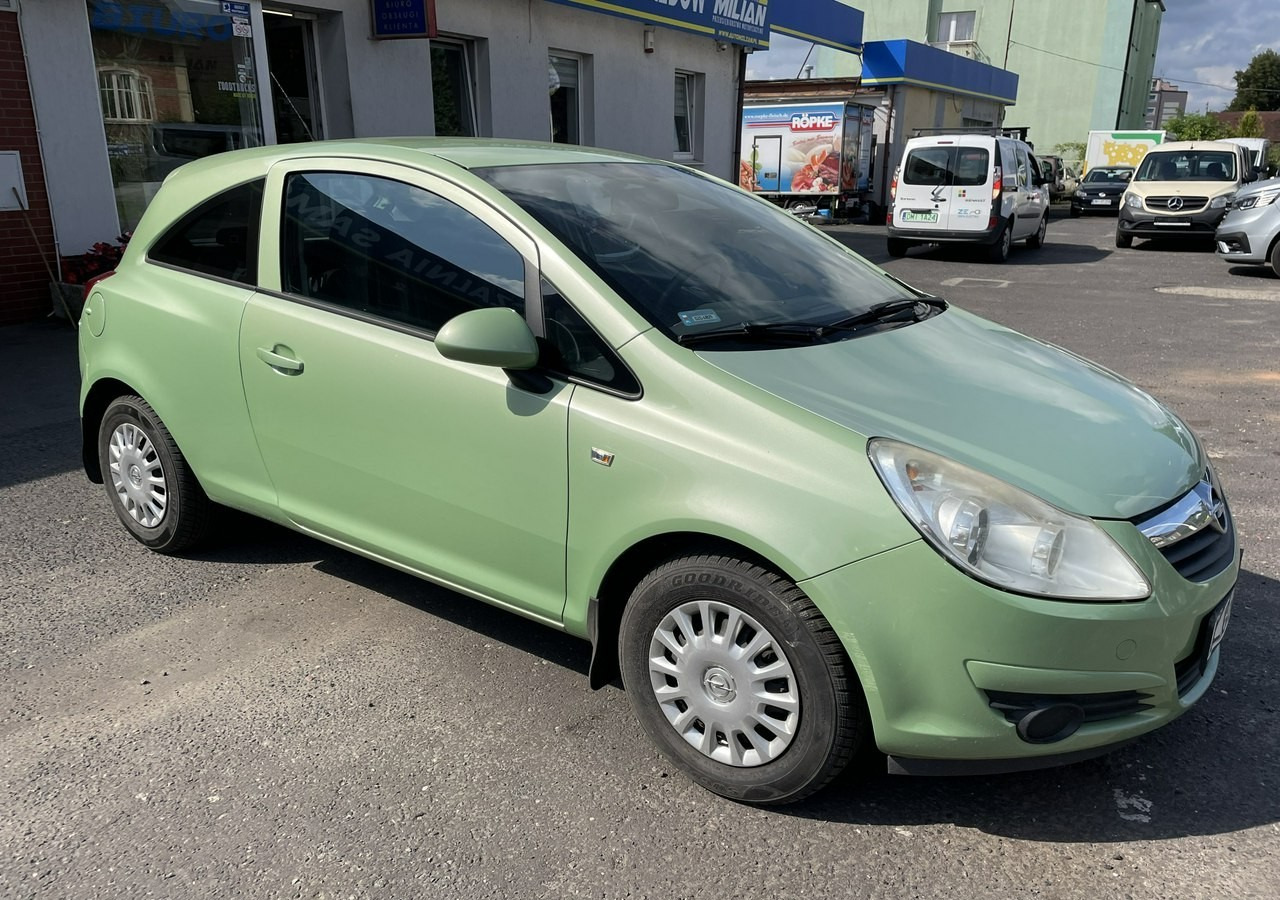 Opel Corsa D Opel Corsa 1,2-16V Klima Salon PL Bagażnik na Rowery Model 2010 - Hatchback: hình 3 Opel Corsa D Opel Corsa 1,2-16V Klima Salon PL Bagażnik na Rowery Model 2010 - Hatchback: hình 3