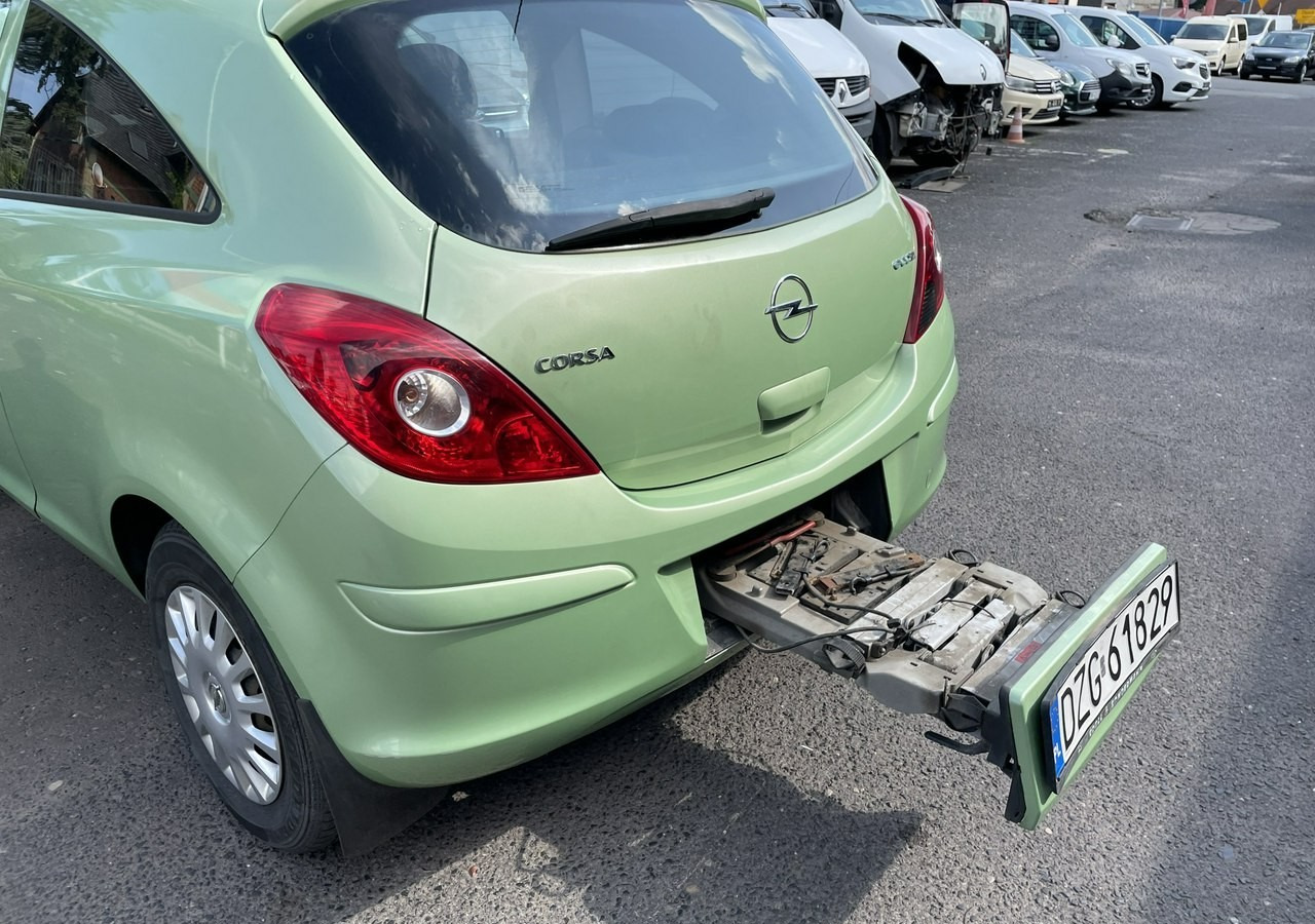 Opel Corsa D Opel Corsa 1,2-16V Klima Salon PL Bagażnik na Rowery Model 2010 - Hatchback: hình 2 Opel Corsa D Opel Corsa 1,2-16V Klima Salon PL Bagażnik na Rowery Model 2010 - Hatchback: hình 2