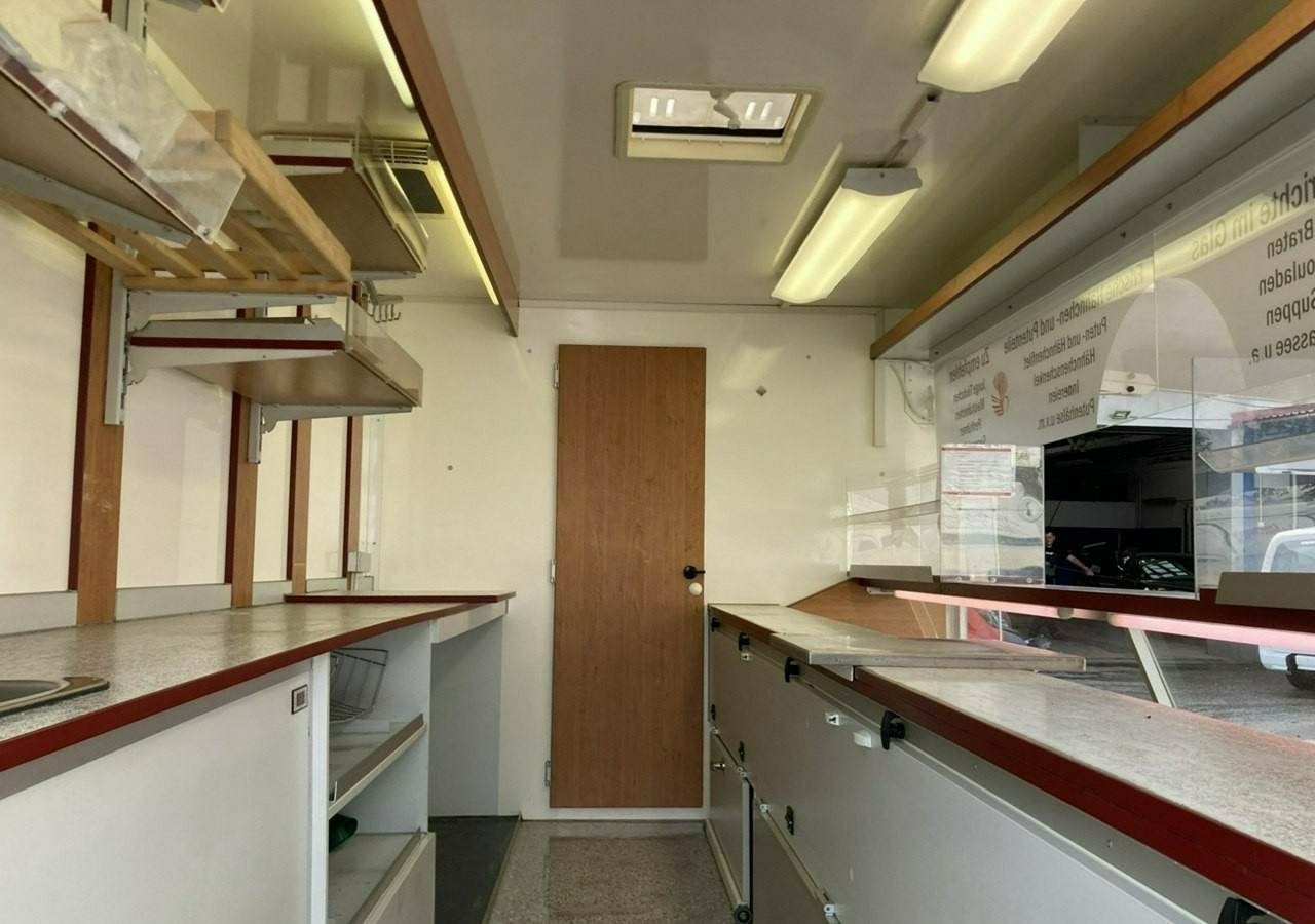 Renault Master Master Autosklep Gastronomiczny Food Truck Foodtruck Sklep bar 2009 - Xe tải bán hàng: hình 1 Renault Master Master Autosklep Gastronomiczny Food Truck Foodtruck Sklep bar 2009 - Xe tải bán hàng: hình 1