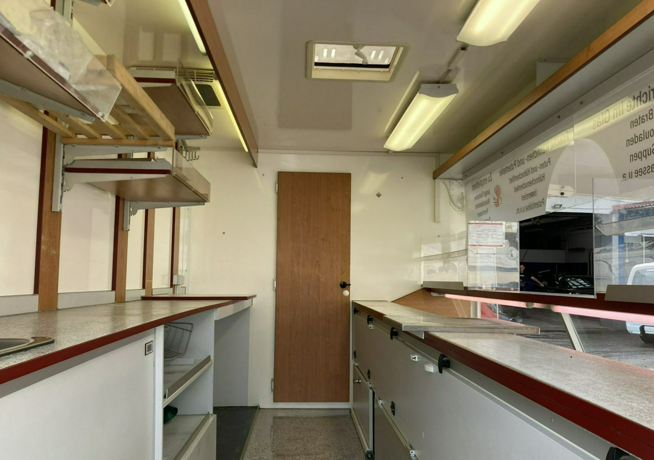 Renault Master Master Autosklep Gastronomiczny Food Truck Foodtruck Sklep bar 2009 - Xe tải bán hàng: hình 2 Renault Master Master Autosklep Gastronomiczny Food Truck Foodtruck Sklep bar 2009 - Xe tải bán hàng: hình 2