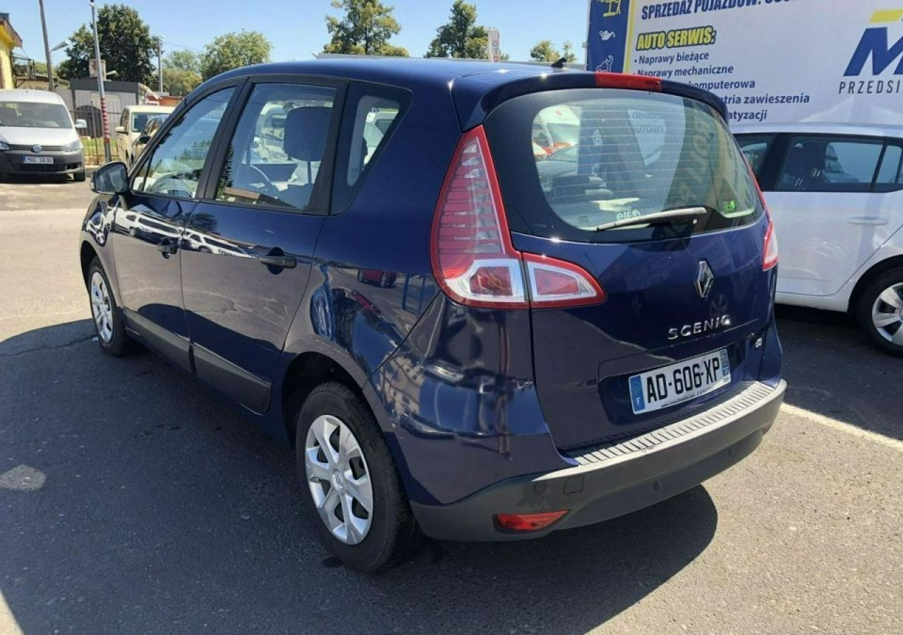 Renault Scenic II 1,5dci Expression KLIMA 98800km 2009 - Xe hơi: hình 4 Renault Scenic II 1,5dci Expression KLIMA 98800km 2009 - Xe hơi: hình 4
