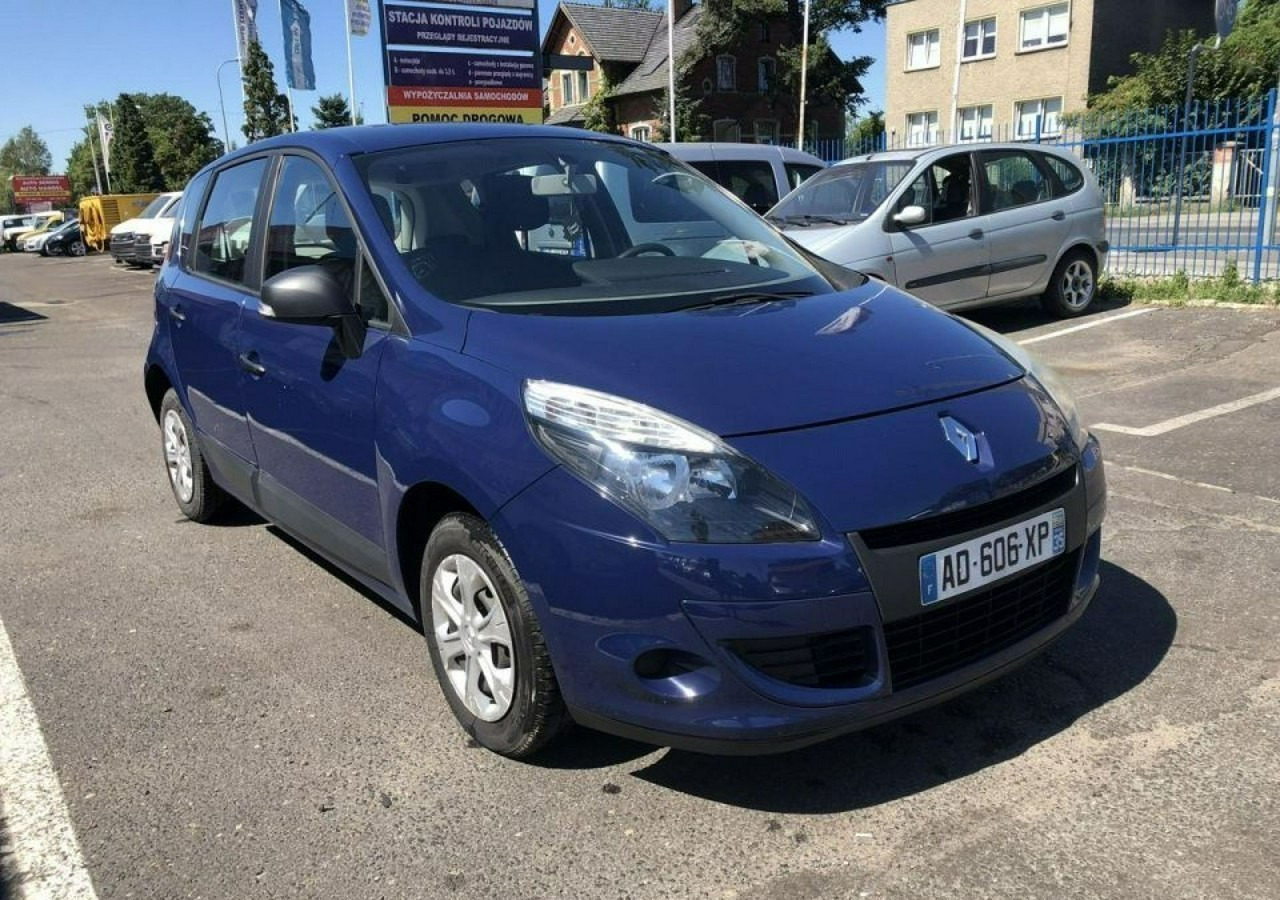 Renault Scenic II 1,5dci Expression KLIMA 98800km 2009 - Xe hơi: hình 1 Renault Scenic II 1,5dci Expression KLIMA 98800km 2009 - Xe hơi: hình 1