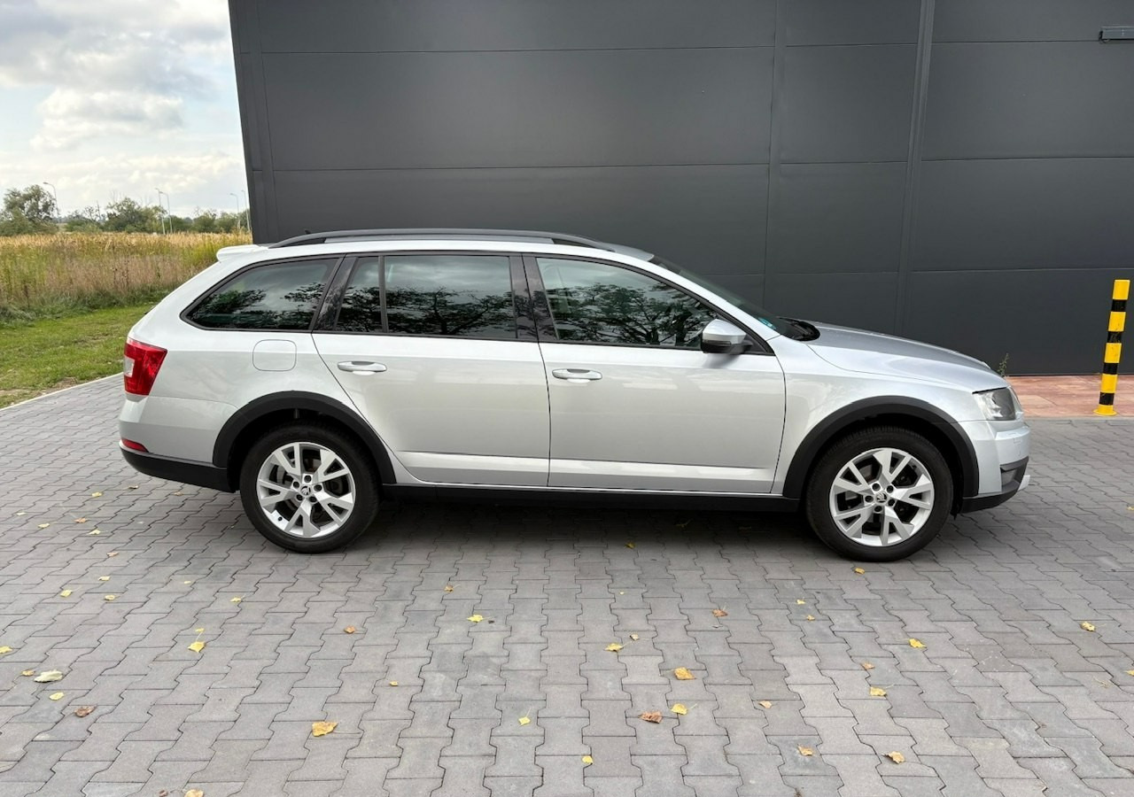Skoda Octavia III Skoda Octavia 4X4 Scout 2.0 TDI -150KM Model 2017 Bezwypadkowa FV 23 - Xe hơi: hình 3 Skoda Octavia III Skoda Octavia 4X4 Scout 2.0 TDI -150KM Model 2017 Bezwypadkowa FV 23 - Xe hơi: hình 3
