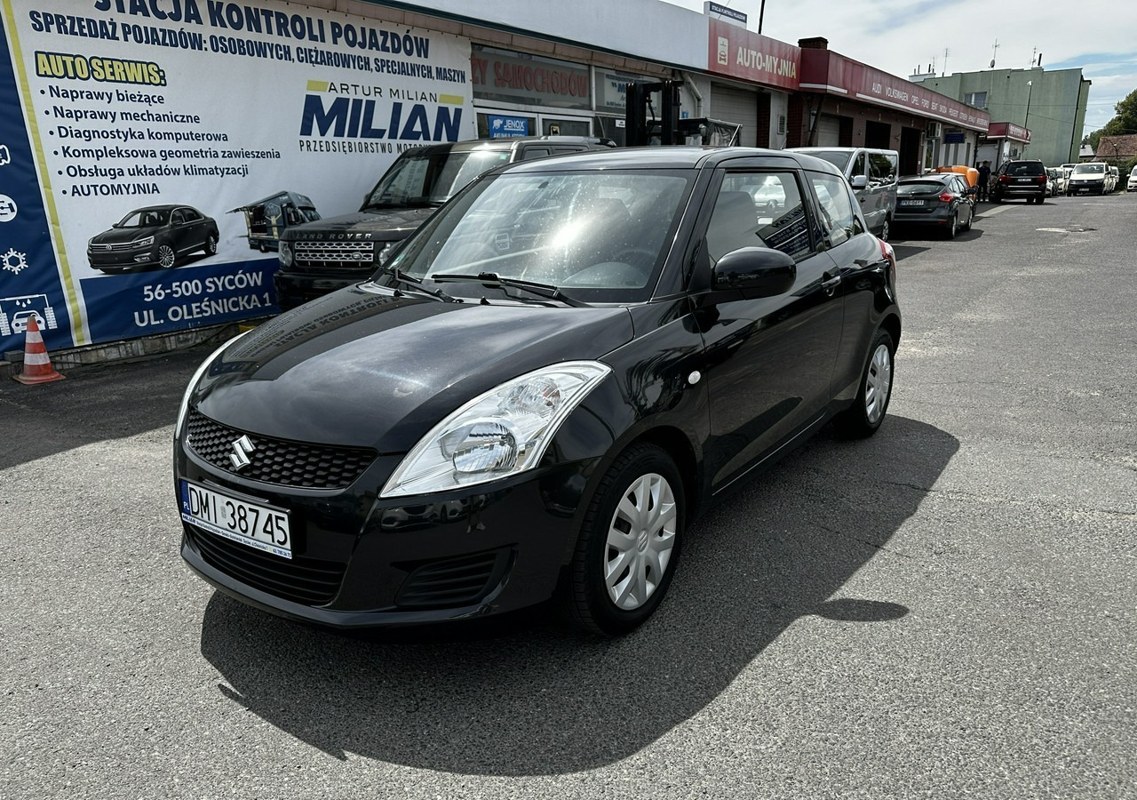 Suzuki Swift V Suzuki Swift 1.2-94KM Klima Model 2012 - Xe hơi: hình 2 Suzuki Swift V Suzuki Swift 1.2-94KM Klima Model 2012 - Xe hơi: hình 2