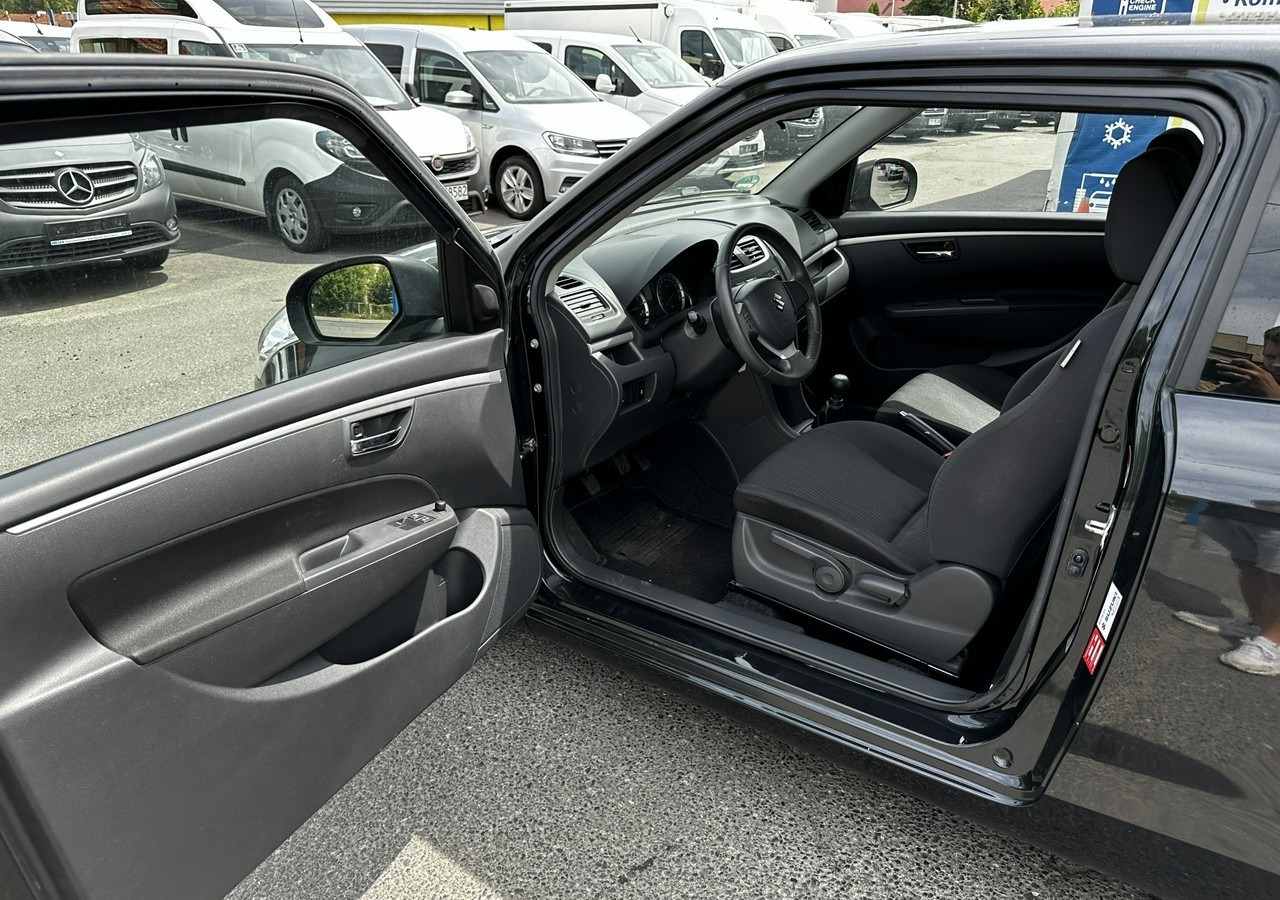 Hatchback Suzuki Swift V Suzuki Swift 1.2-94KM Klima Model 2012: hình 15