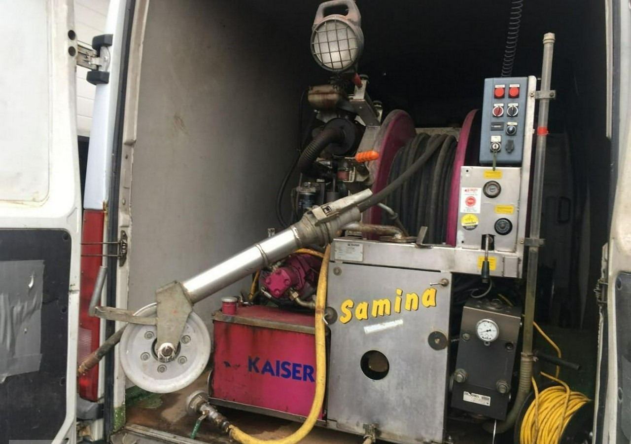Iveco 35 Urządzenie Kanalizacja Wuko Asenizacyjny Kret - Tiện ích/ Xe đặc dụng: hình 1 Iveco 35 Urządzenie Kanalizacja Wuko Asenizacyjny Kret - Tiện ích/ Xe đặc dụng: hình 1