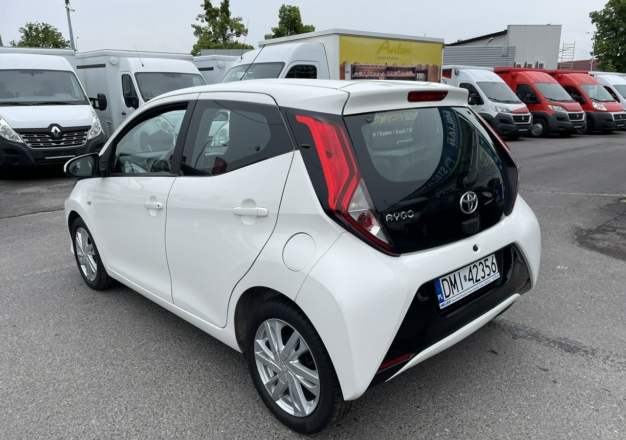 Toyota Aygo II Toyota Aygo 1.0 VVT-i JBL Edition bezyna+LPG Salon PL 2020 - Xe hơi: hình 2 Toyota Aygo II Toyota Aygo 1.0 VVT-i JBL Edition bezyna+LPG Salon PL 2020 - Xe hơi: hình 2