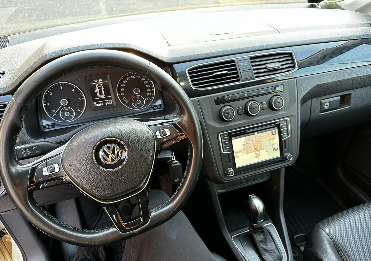 Volkswagen Caddy III Caddy 2.0 TDI do przewozu Niepełnosprawnych Inwalida Rampa 2020 Pefr - Xe hơi: hình 4 Volkswagen Caddy III Caddy 2.0 TDI do przewozu Niepełnosprawnych Inwalida Rampa 2020 Pefr - Xe hơi: hình 4