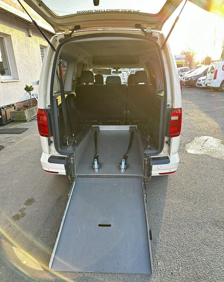 Xe hơi Volkswagen Caddy III Caddy 2.0 TDI do przewozu Niepełnosprawnych Inwalida Rampa 2020 Pefr: hình 9