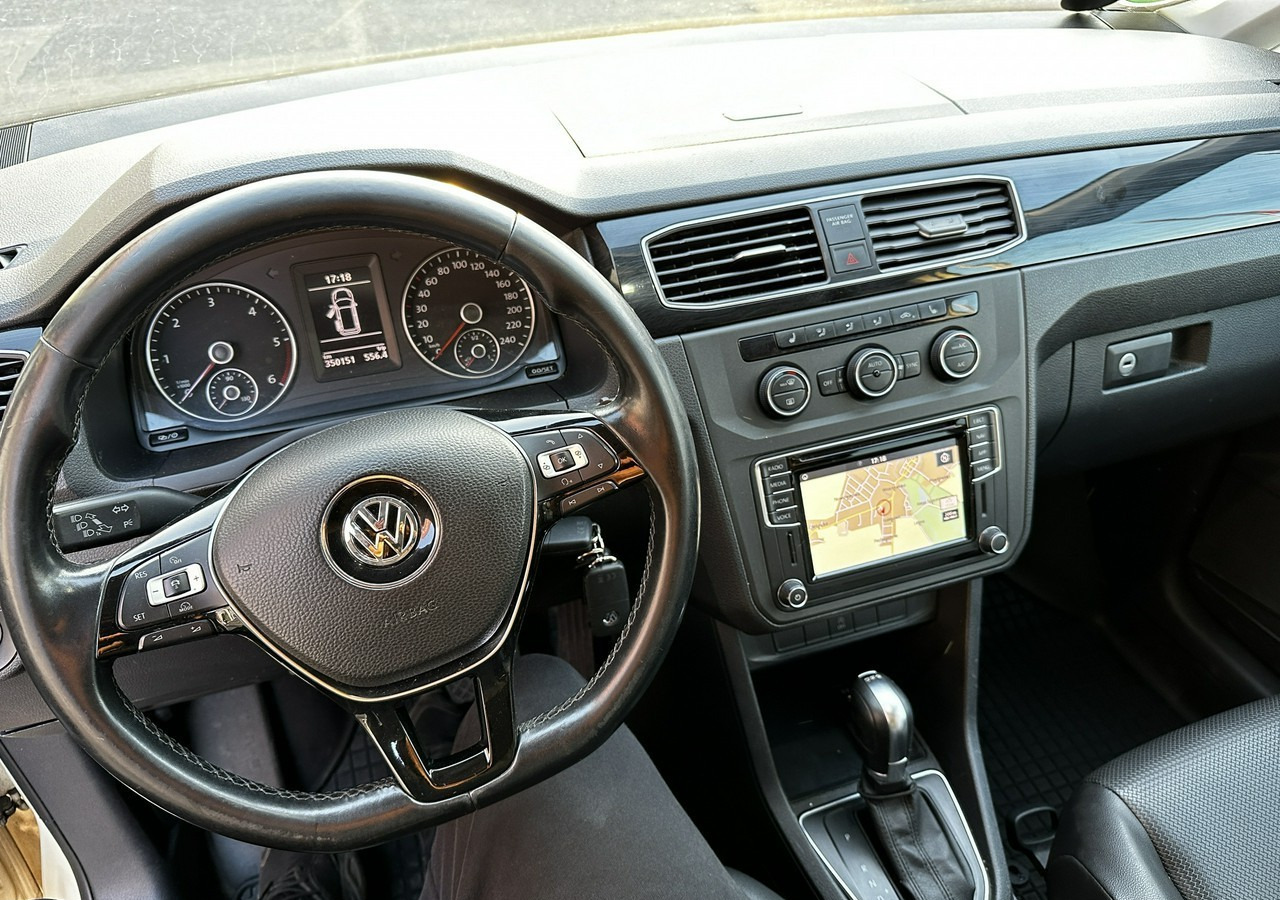 Xe hơi Volkswagen Caddy III Caddy 2.0 TDI do przewozu Niepełnosprawnych Inwalida Rampa 2020 Pefr: hình 6