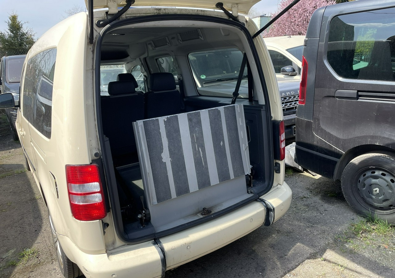 Volkswagen Caddy III Caddy do przewozu Niepełnosprawnych inwalida rampa 2015 - Xe hơi: hình 2 Volkswagen Caddy III Caddy do przewozu Niepełnosprawnych inwalida rampa 2015 - Xe hơi: hình 2