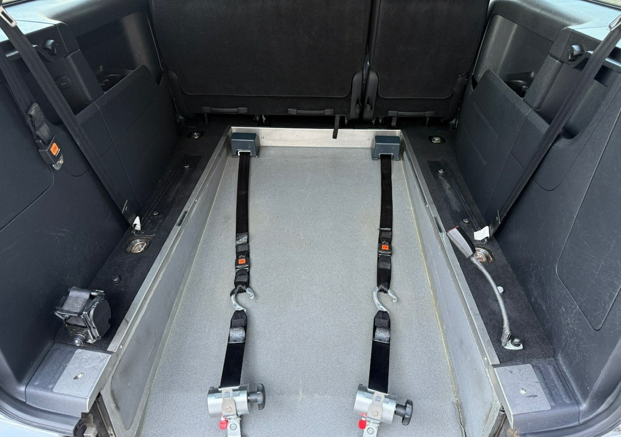 Volkswagen Caddy III Caddy do przewozu osób Niepełnosprawnych Inwalida Rampa - Xe hơi: hình 4 Volkswagen Caddy III Caddy do przewozu osób Niepełnosprawnych Inwalida Rampa - Xe hơi: hình 4