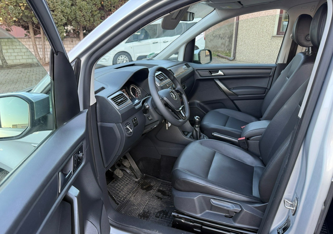 Xe hơi Volkswagen Caddy III Caddy do przewozu osób Niepełnosprawnych Inwalida Rampa: hình 13