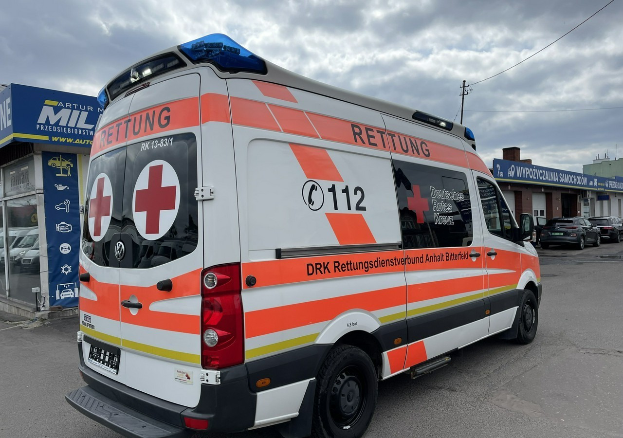 Volkswagen Crafter Crafter 2.0-163KM Karetka Ambulans Wyposażony Model 2016 - Xe cứu thương: hình 5 Volkswagen Crafter Crafter 2.0-163KM Karetka Ambulans Wyposażony Model 2016 - Xe cứu thương: hình 5