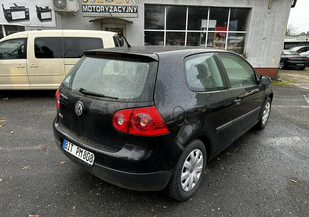 Volkswagen Golf V Golf V 1,4-80KM Klima 2007 - Xe hơi: hình 2 Volkswagen Golf V Golf V 1,4-80KM Klima 2007 - Xe hơi: hình 2