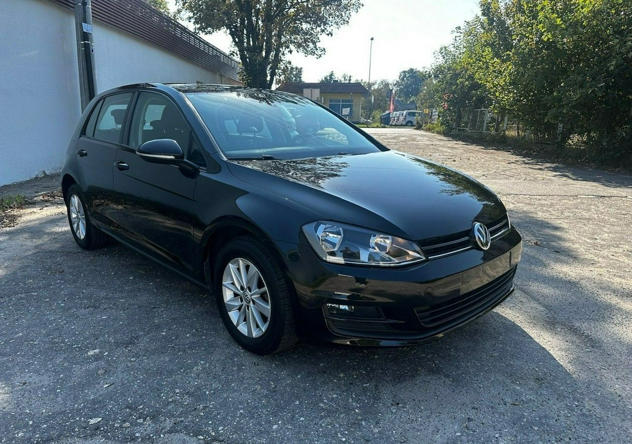 Volkswagen Golf VII VII 1,6 TDI 110KM 153TKM Klimatronik Navi Alu PDC 2015 Bez wkładu fi - Xe hơi: hình 1 Volkswagen Golf VII VII 1,6 TDI 110KM 153TKM Klimatronik Navi Alu PDC 2015 Bez wkładu fi - Xe hơi: hình 1