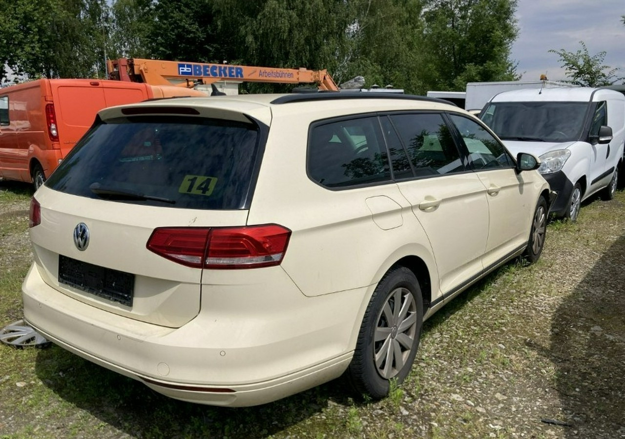 Volkswagen Passat B8 Passat B8 2.0-150KM 2018 - Xe hơi: hình 4 Volkswagen Passat B8 Passat B8 2.0-150KM 2018 - Xe hơi: hình 4