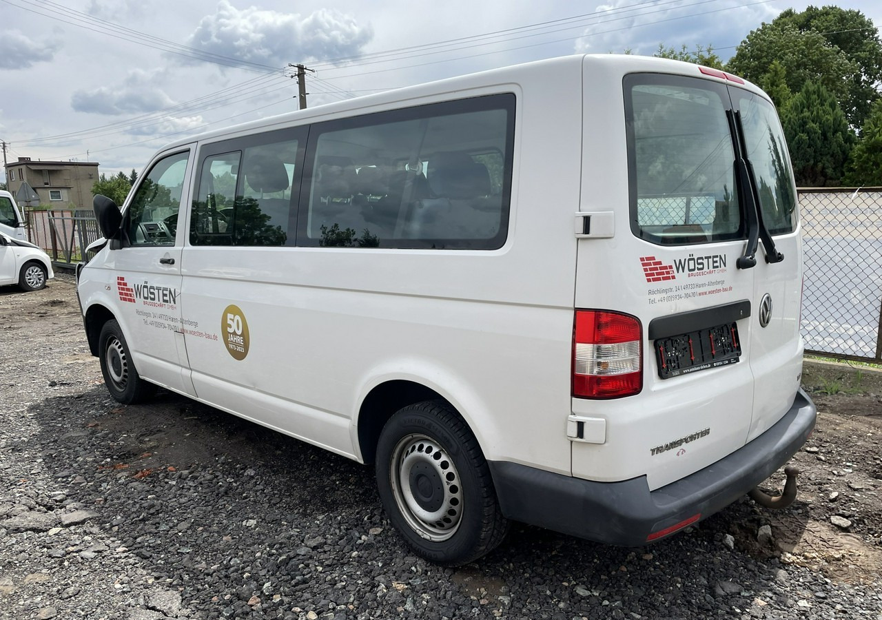 Volkswagen Transporter T5 Volkswagen Transporter Long 2.0-140KM 9-osobowy Model 2015 - Xe hơi: hình 4 Volkswagen Transporter T5 Volkswagen Transporter Long 2.0-140KM 9-osobowy Model 2015 - Xe hơi: hình 4