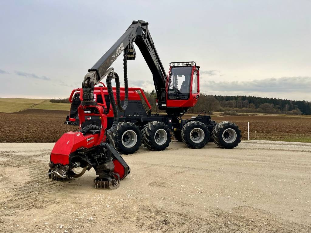 Komatsu 901 XC - Máy thu hoạch rừng: hình 2 Komatsu 901 XC - Máy thu hoạch rừng: hình 2