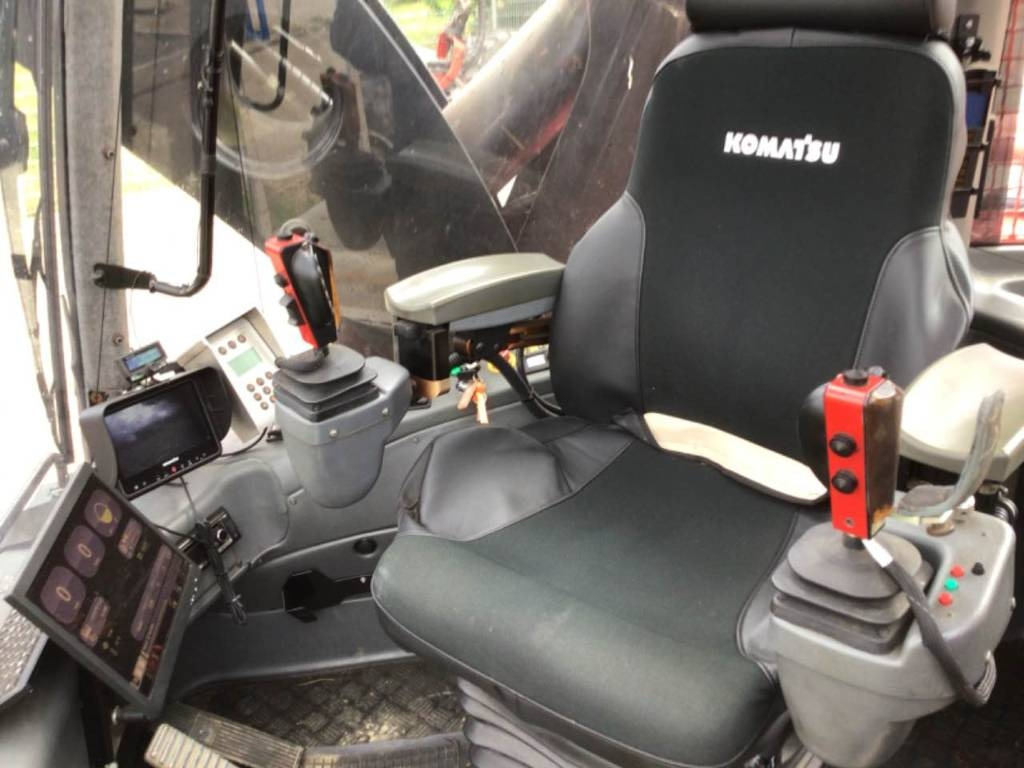 Cho thuê Komatsu 911.5  Komatsu 911.5: hình 6