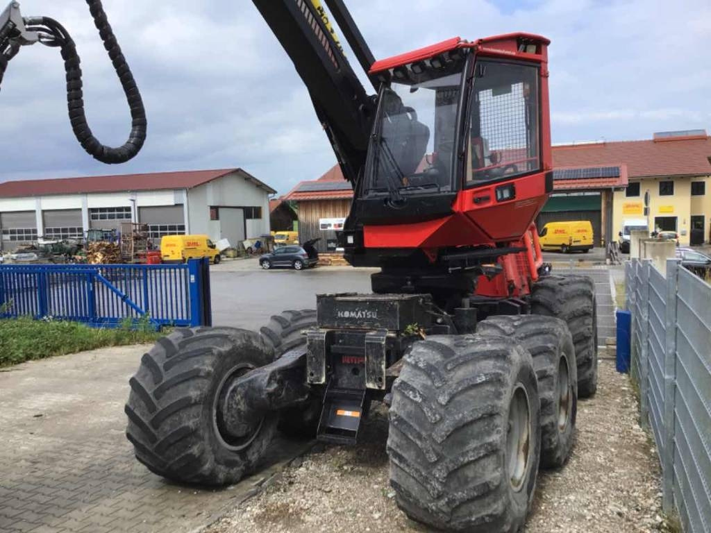 Komatsu 931.1 - Máy thu hoạch rừng: hình 2 Komatsu 931.1 - Máy thu hoạch rừng: hình 2