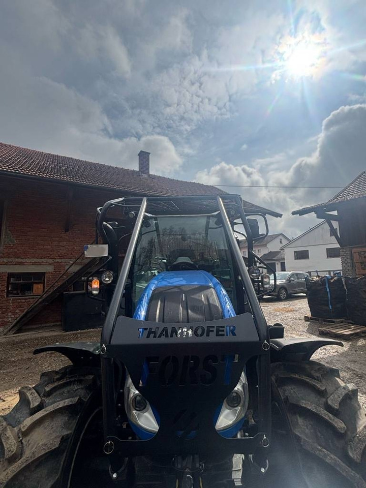 New Holland T5.110 AutoCommand - Máy cày lâm nghiệp: hình 3 New Holland T5.110 AutoCommand - Máy cày lâm nghiệp: hình 3
