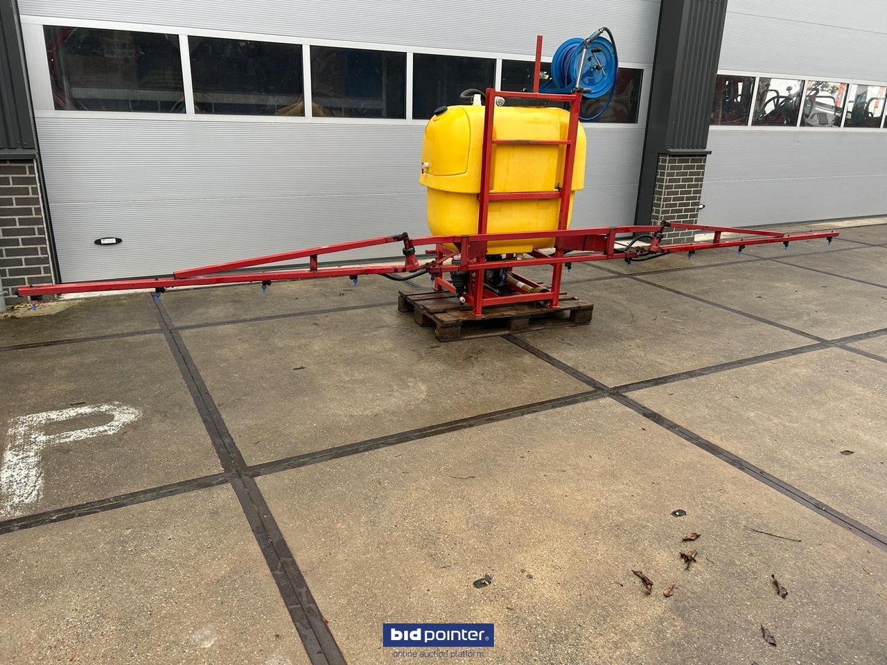 Agromet veldspuit 400 ltr - Máy xịt gắn trên máy cày: hình 2 Agromet veldspuit 400 ltr - Máy xịt gắn trên máy cày: hình 2
