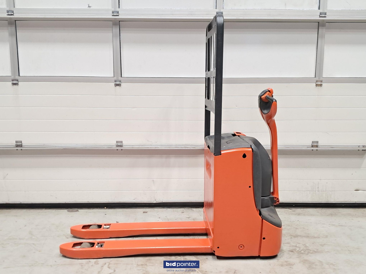 Linde T16 elektrische pompwagen - Xe tải nâng pallet: hình 2 Linde T16 elektrische pompwagen - Xe tải nâng pallet: hình 2