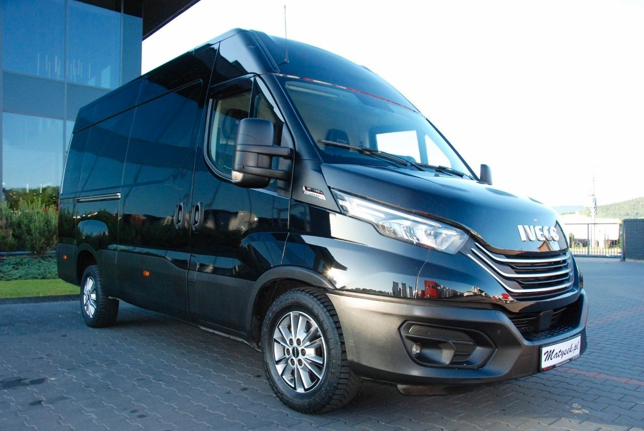Iveco DAILY 35-180 / BLASZAK / 2022 ROK / HI-MATIC / - Xe van chở hàng: hình 5 Iveco DAILY 35-180 / BLASZAK / 2022 ROK / HI-MATIC / - Xe van chở hàng: hình 5