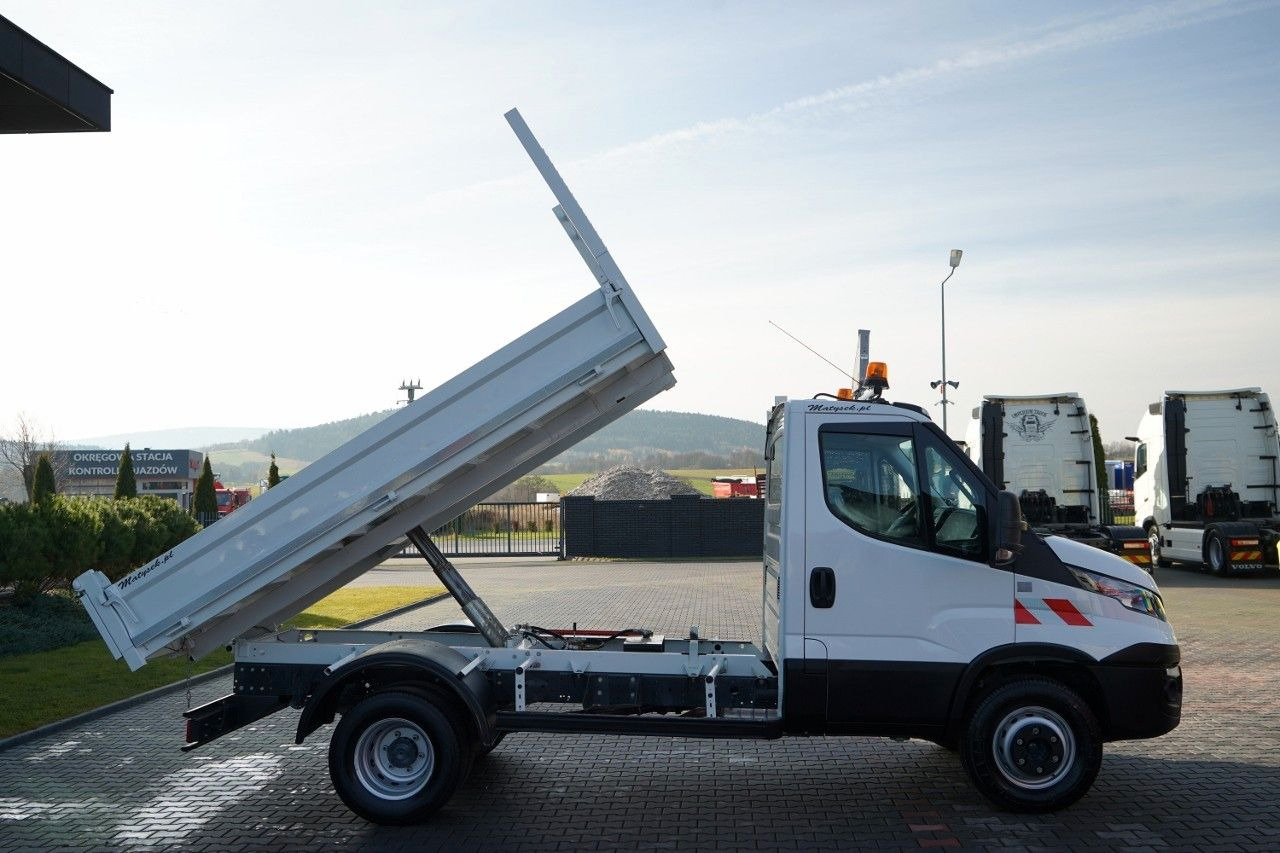 Xe ben nhỏ Iveco DAILY 65-150 / REAR TIPPER 3.4 M / 37,000 km / T: hình 6 Xe ben nhỏ Iveco DAILY 65-150 / REAR TIPPER 3.4 M / 37,000 km / T: hình 6