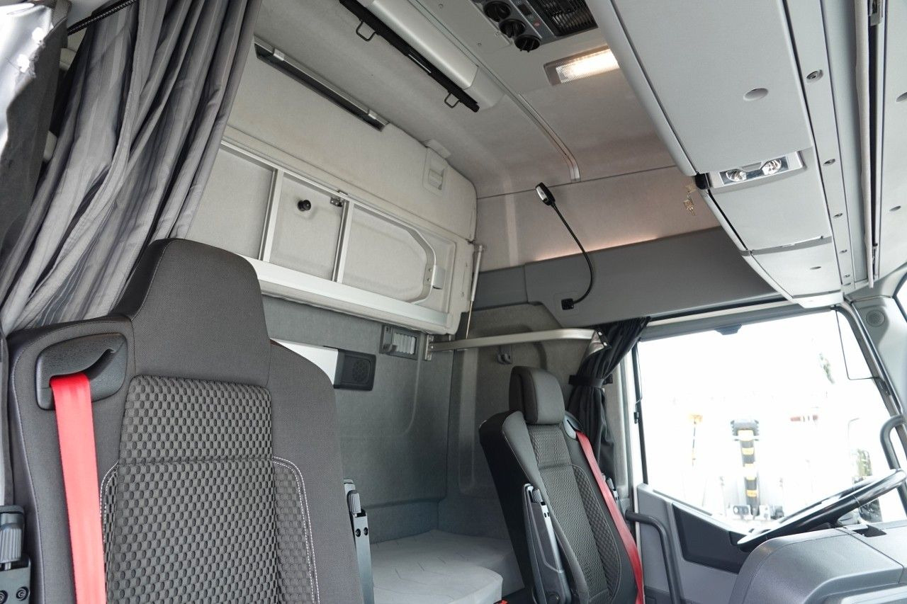 Xe tải thùng mui bạt Renault T 440 / 6X2 / SOLÓWKA / FIRANKA 9.5 M / I-PARK C: hình 17