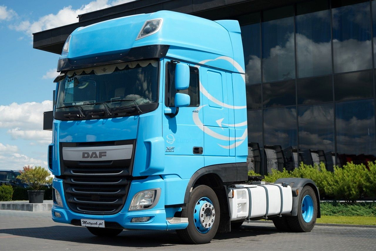 DAF XF 460 / SUPER SPACE CAB / RETARDER / EURO 6 / 2 - Xe đầu kéo: hình 2 DAF XF 460 / SUPER SPACE CAB / RETARDER / EURO 6 / 2 - Xe đầu kéo: hình 2
