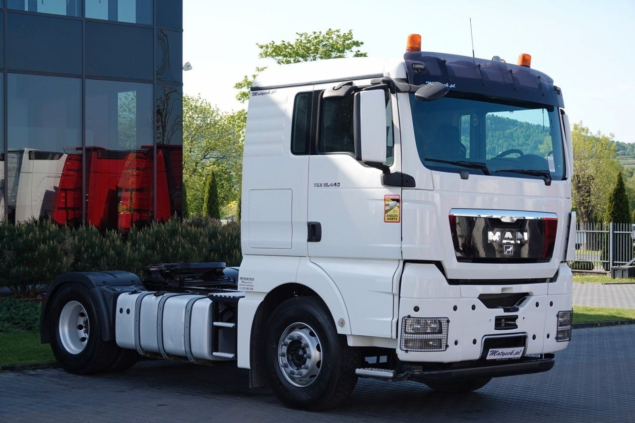 MAN TGX 18.440 / RETARDER / EURO 5 / EEV / NISKA KA MAN TGX 18.440 / RETARDER / EURO 5 / EEV / NISKA KA - Xe đầu kéo: hình 2 MAN TGX 18.440 / RETARDER / EURO 5 / EEV / NISKA KA MAN TGX 18.440 / RETARDER / EURO 5 / EEV / NISKA KA - Xe đầu kéo: hình 2