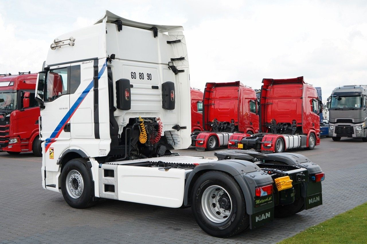 MAN TGX 18.510 / GX / RETARDER / NAVI / PO KONTRAKCI - Xe đầu kéo: hình 4 MAN TGX 18.510 / GX / RETARDER / NAVI / PO KONTRAKCI - Xe đầu kéo: hình 4