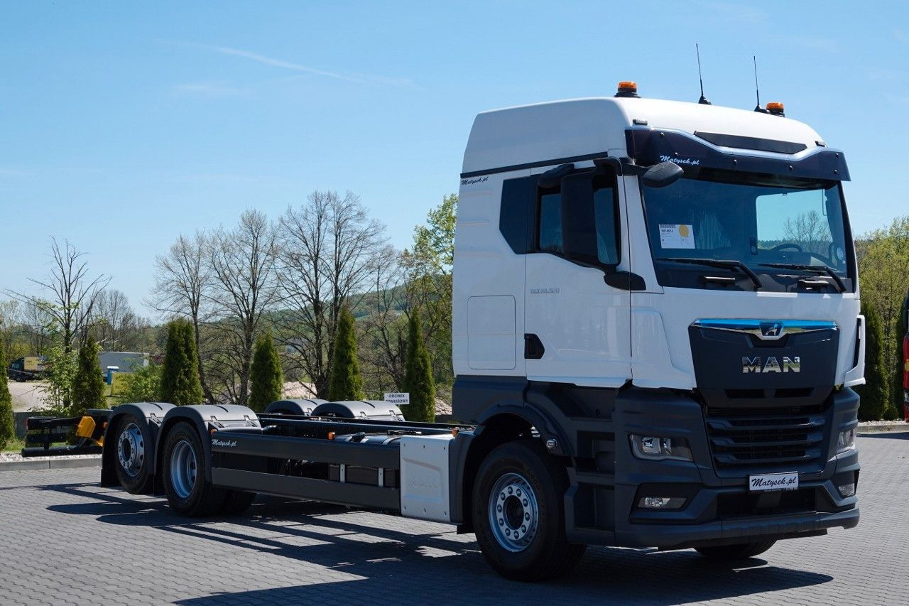MAN TGX 26.520 / 6x2 / RAMA DŁ. 9,1M / OŚ PODNOSZONA - Xe đầu kéo: hình 4 MAN TGX 26.520 / 6x2 / RAMA DŁ. 9,1M / OŚ PODNOSZONA - Xe đầu kéo: hình 4