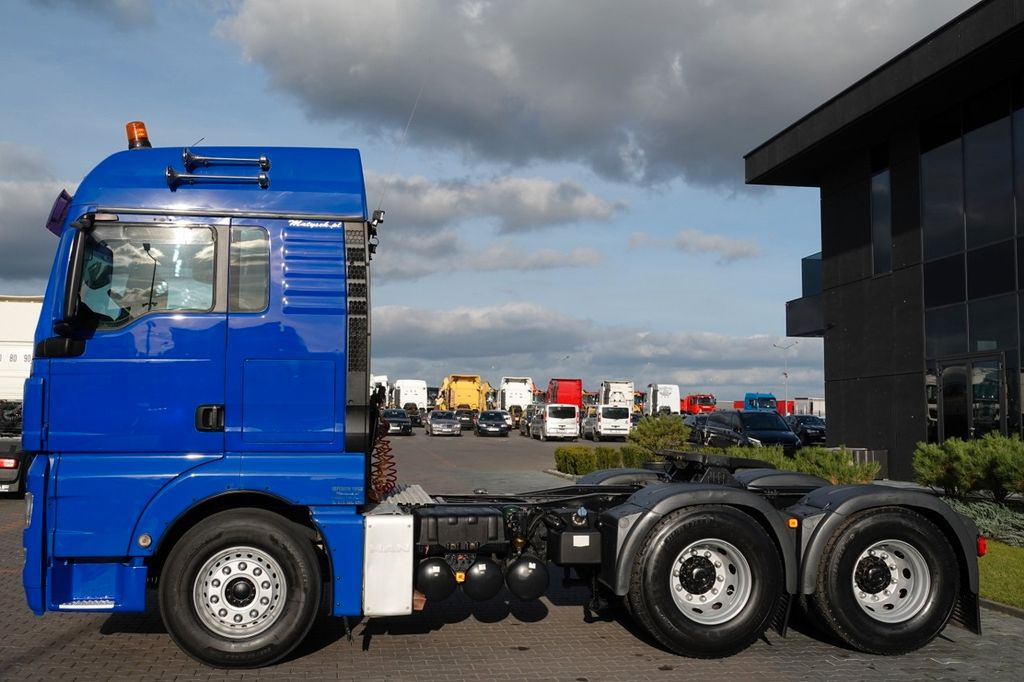 MAN TGX 33.540 / 6x4 / RETARDER / DMC: 90 TON / 3 os MAN TGX 33.540 / 6x4 / RETARDER / DMC: 90 TON / 3 os - Xe đầu kéo: hình 3 MAN TGX 33.540 / 6x4 / RETARDER / DMC: 90 TON / 3 os MAN TGX 33.540 / 6x4 / RETARDER / DMC: 90 TON / 3 os - Xe đầu kéo: hình 3