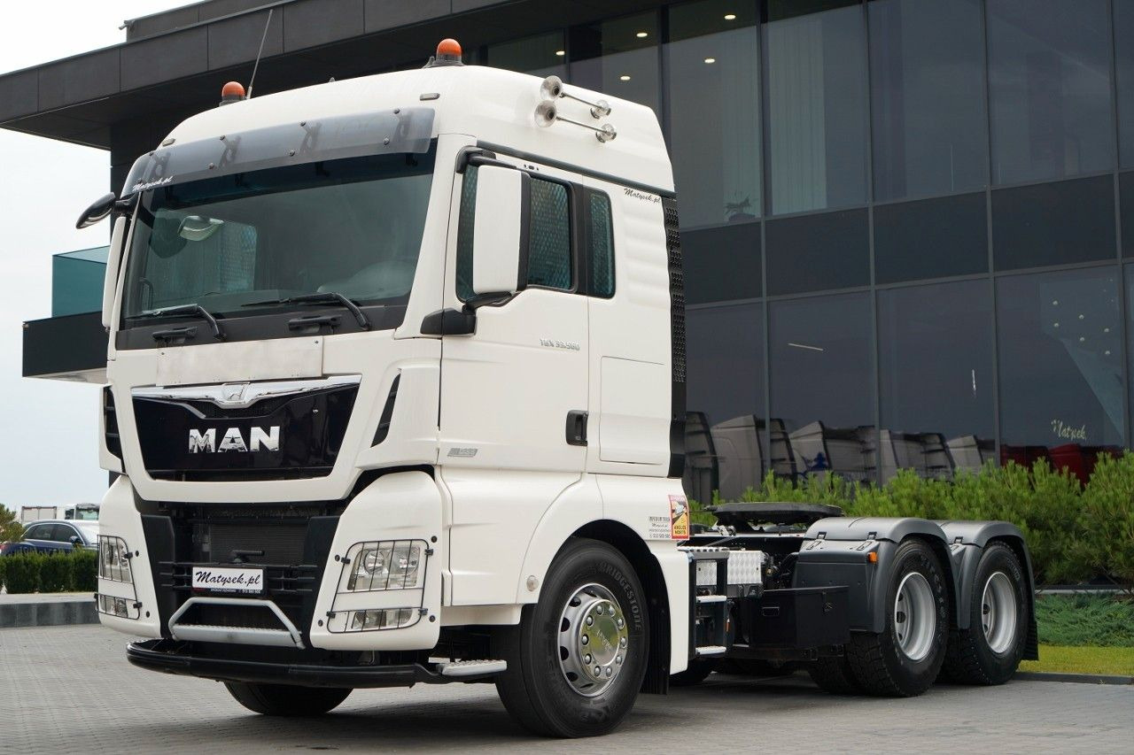 MAN TGX 33.560 / 6x4 / RETARDER / DMC: 96 TON / SKÓR - Xe đầu kéo: hình 4 MAN TGX 33.560 / 6x4 / RETARDER / DMC: 96 TON / SKÓR - Xe đầu kéo: hình 4