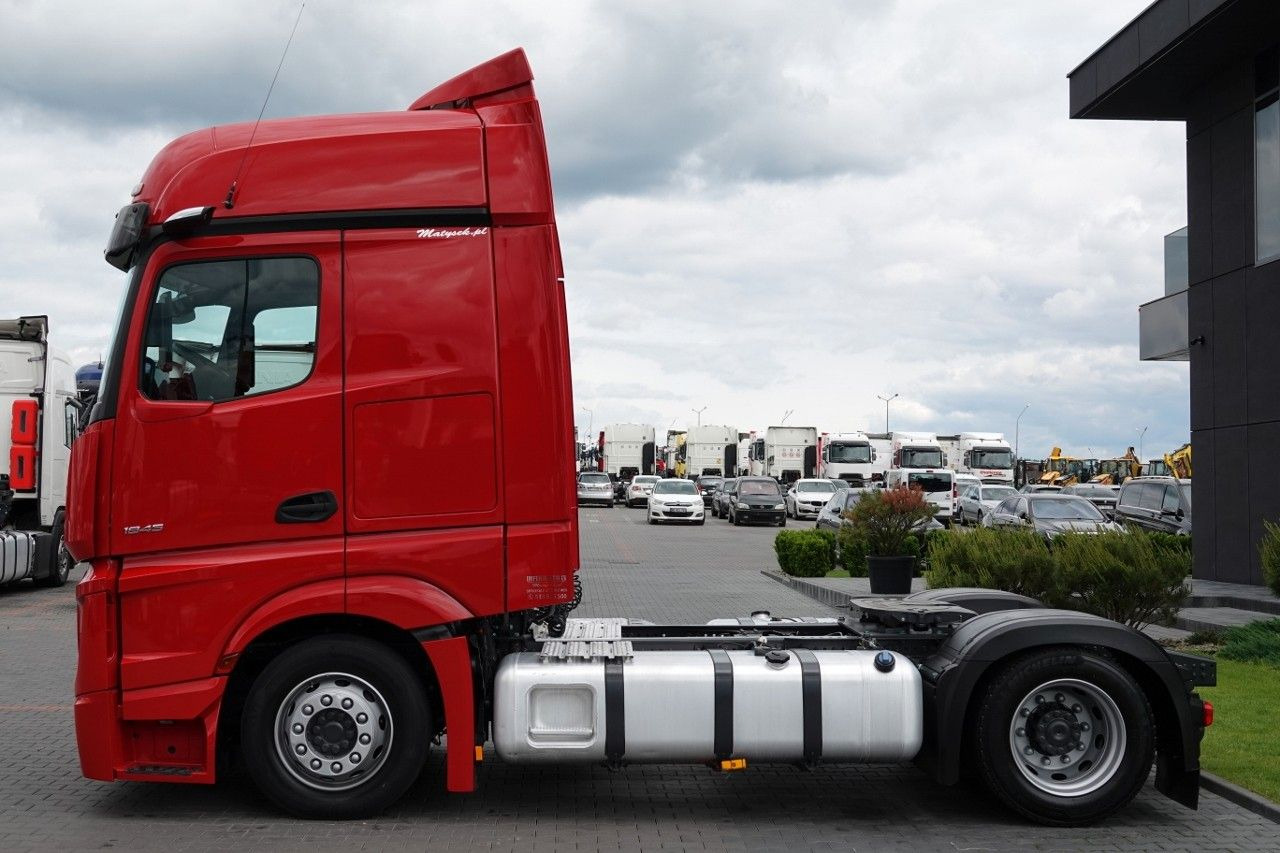 Mercedes-Benz ACTROS 1845 / LOW DECK / MEGA / BIG SPACE / PO - Xe đầu kéo: hình 3 Mercedes-Benz ACTROS 1845 / LOW DECK / MEGA / BIG SPACE / PO - Xe đầu kéo: hình 3