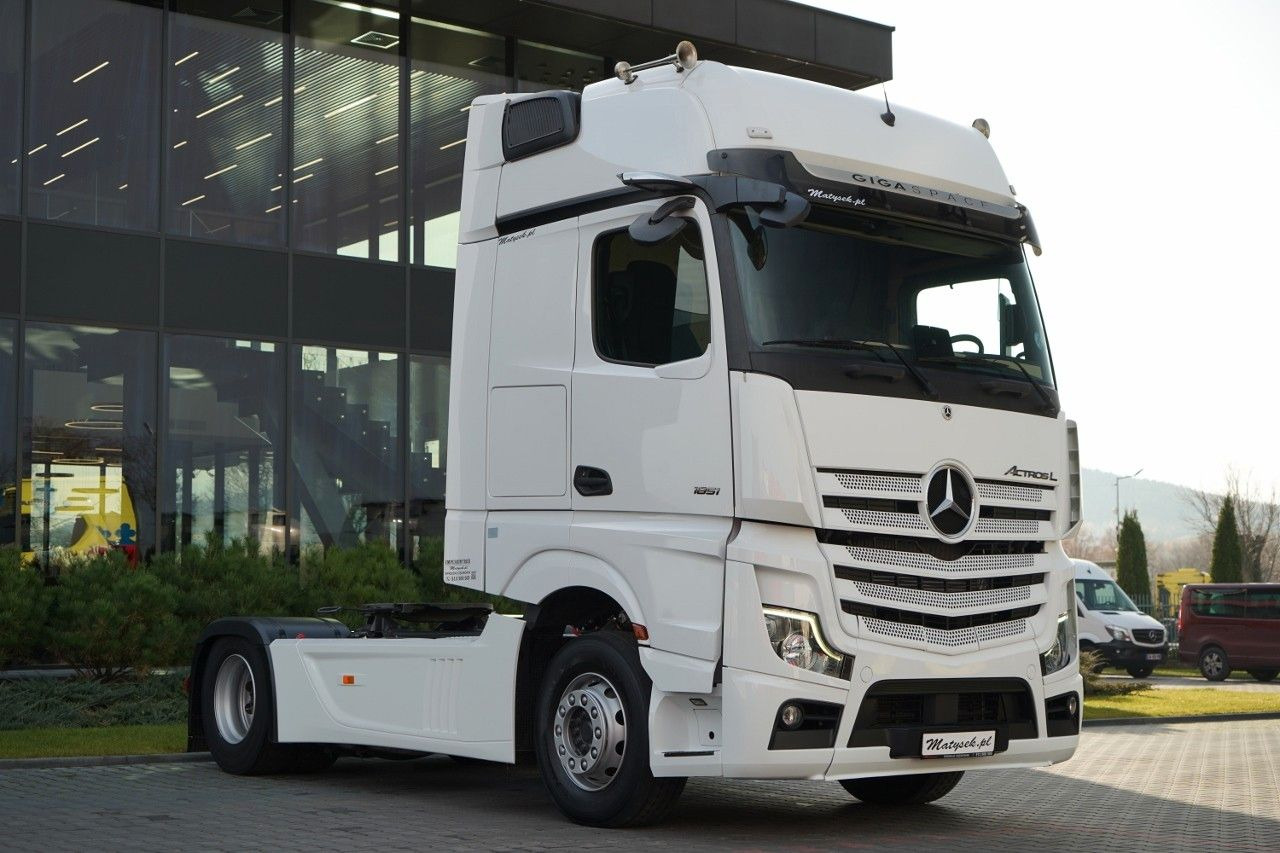 Mercedes-Benz ACTROS L 1851 / GIGA SPACE / RETARDER / 2022 R - Xe đầu kéo: hình 5 Mercedes-Benz ACTROS L 1851 / GIGA SPACE / RETARDER / 2022 R - Xe đầu kéo: hình 5