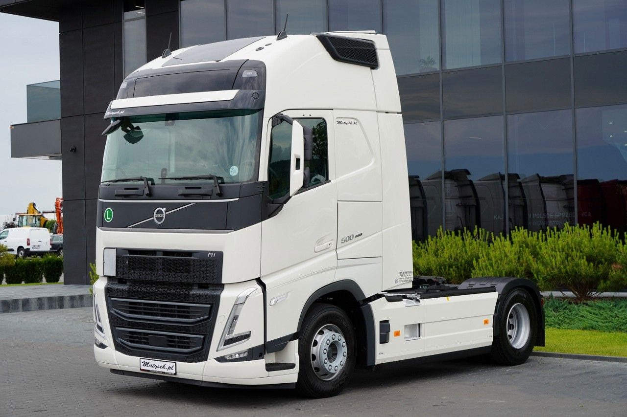 Volvo FH 500 / XXL / 2024 / I-PARK COOL / SKÓRY / I-SH - Xe đầu kéo: hình 2 Volvo FH 500 / XXL / 2024 / I-PARK COOL / SKÓRY / I-SH - Xe đầu kéo: hình 2