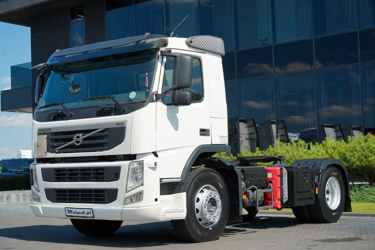 Volvo FM 380 / PEŁNY ADR / NISKA KABINA / DZIENNA KABI - Xe đầu kéo: hình 4 Volvo FM 380 / PEŁNY ADR / NISKA KABINA / DZIENNA KABI - Xe đầu kéo: hình 4