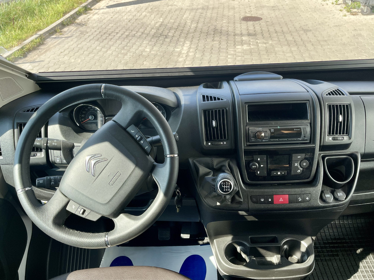 Xe cắm trại alkoven ADRIA: hình 18