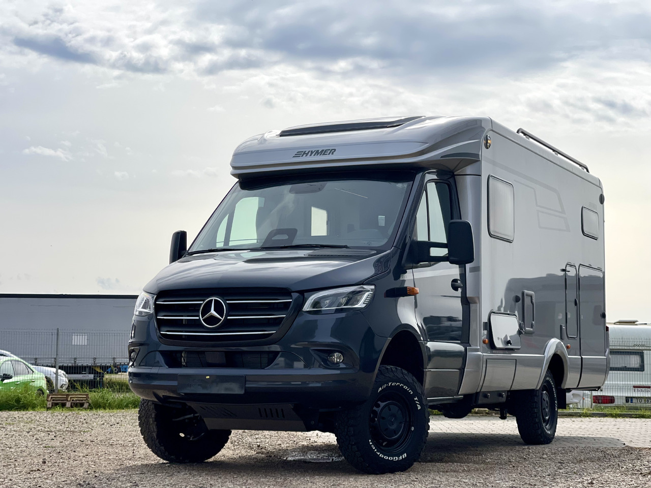 HYMER / ERIBA MLT 580 4x4 - Xe cắm trại bán tích hợp: hình 2 HYMER / ERIBA MLT 580 4x4 - Xe cắm trại bán tích hợp: hình 2