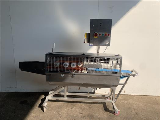 AFT Sandwich cutter - Thiết bị làm bánh: hình 1 AFT Sandwich cutter - Thiết bị làm bánh: hình 1