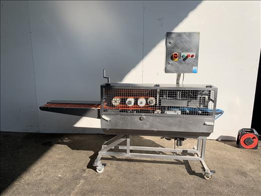 AFT Sandwich cutter - Thiết bị làm bánh: hình 1 AFT Sandwich cutter - Thiết bị làm bánh: hình 1